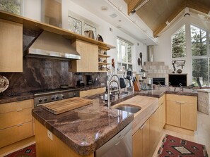 Casa (Sandstone Chalet) | Cocina privada