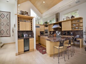 하우스 (Sandstone Chalet) | 전용 주방