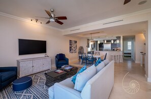 Smart TV, stereo