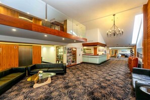 Lobby - Quality Hotel Plymouth International (New Plymouth)