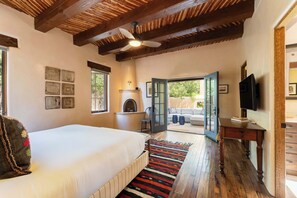 2 habitaciones, tabla de planchar con plancha, wifi y ropa de cama