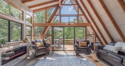 The Honey Bee Inn by Innsbrook Vacations!