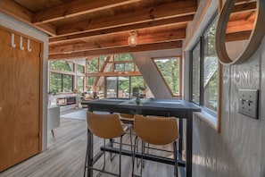 Dining - The Honey Bee Inn by Innsbrook Vacations! (Innsbrook)