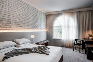 In-room safe, desk, laptop workspace, blackout curtains