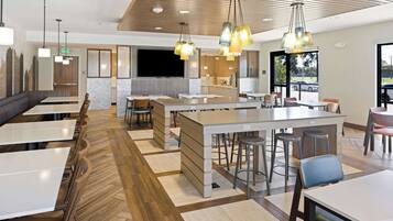 Free continental breakfast