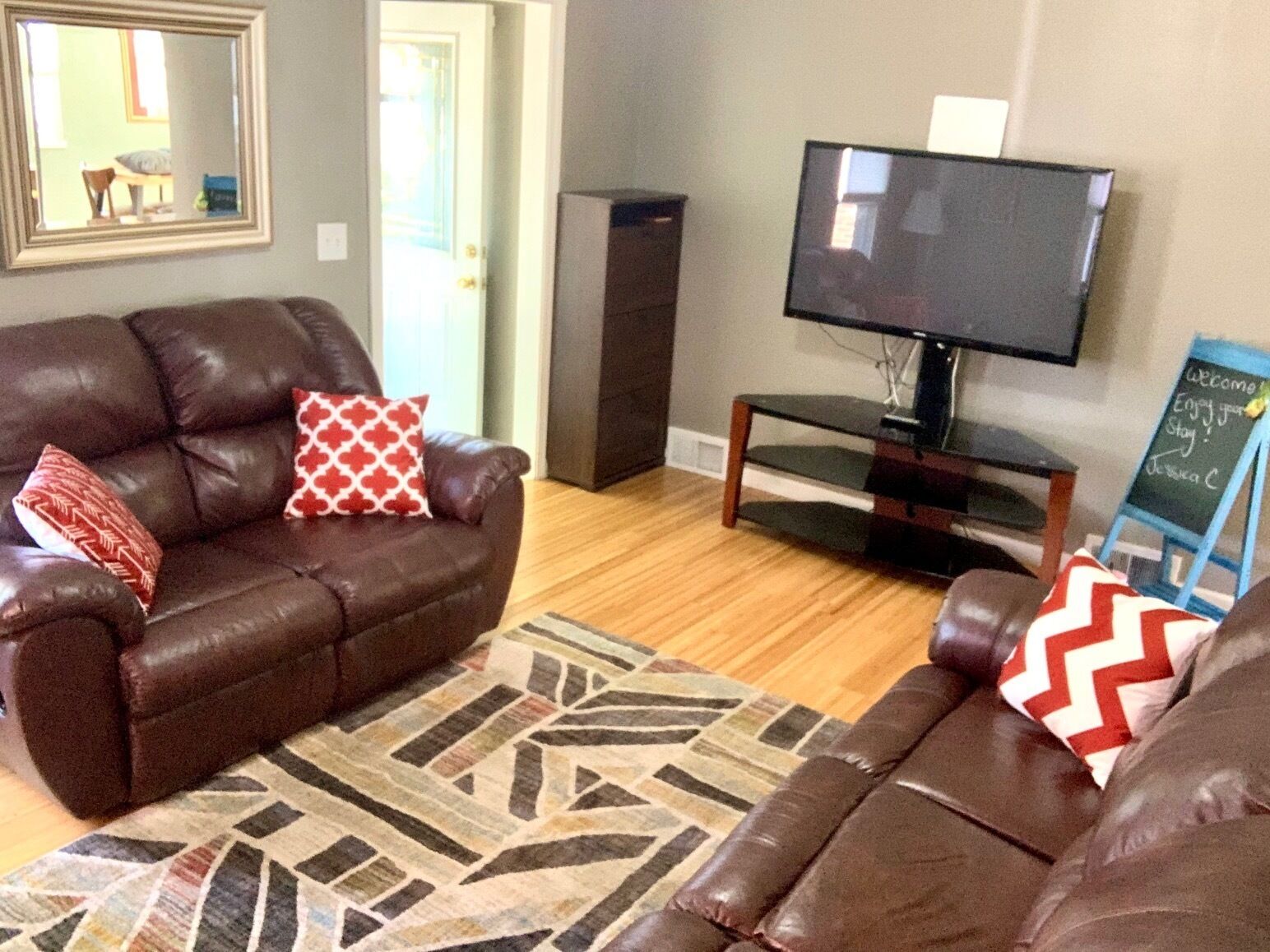 The House Hotels - Fulton - 4 Bedroom House in Old Brooklyn - 🐵1 Mile to the Zoo 🐵