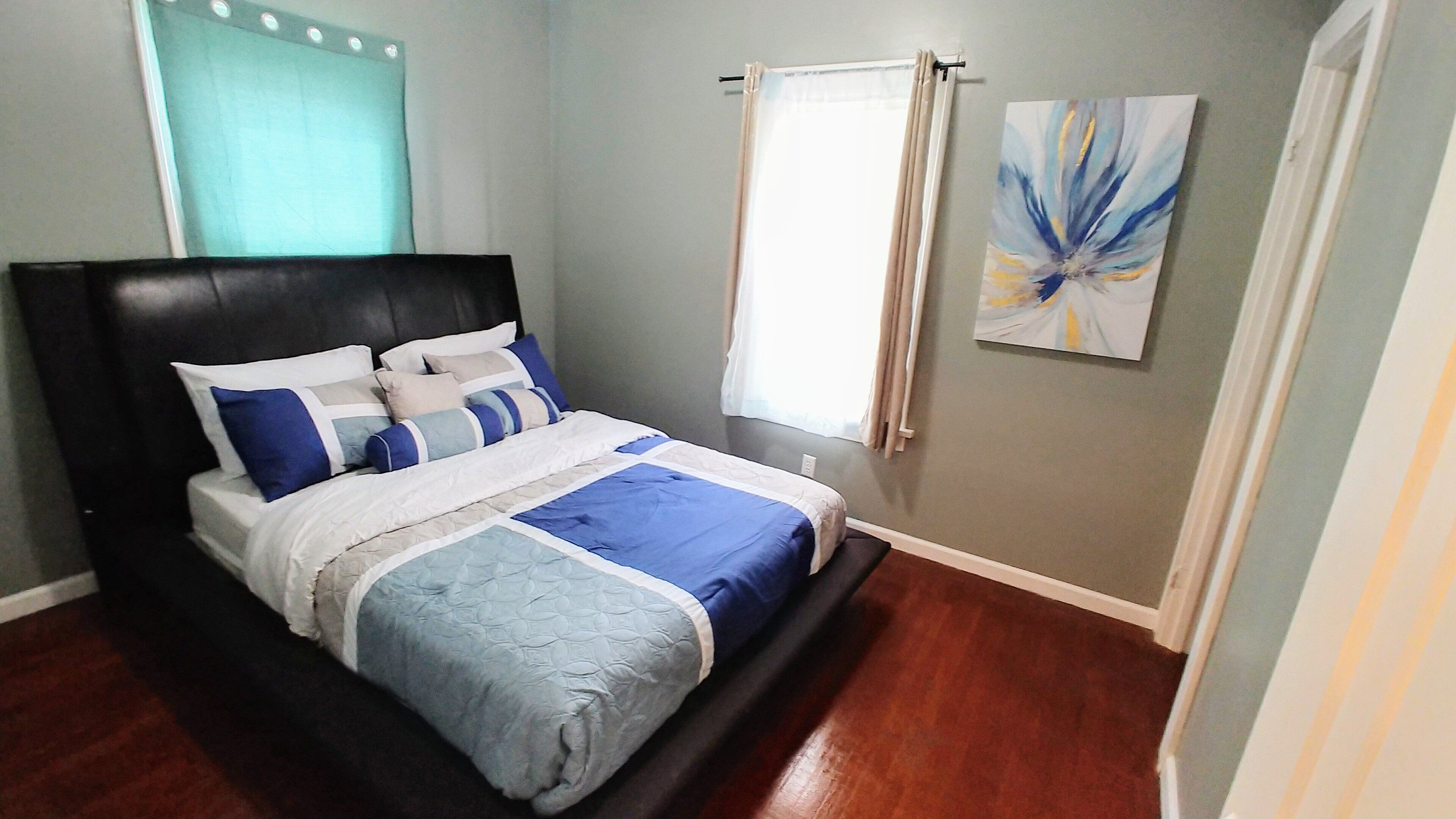 The House Hotels - Stickney Lower - Cozy Old Brooklyn Apartment