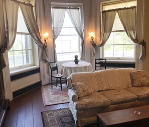 TV - Book 3 units in this National Historic Landmark home in the Village of Geneseo. (Geneseo)