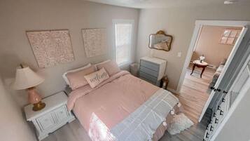 1 quarto, escrivaninha, Wi-Fi de cortesia, roupa de cama