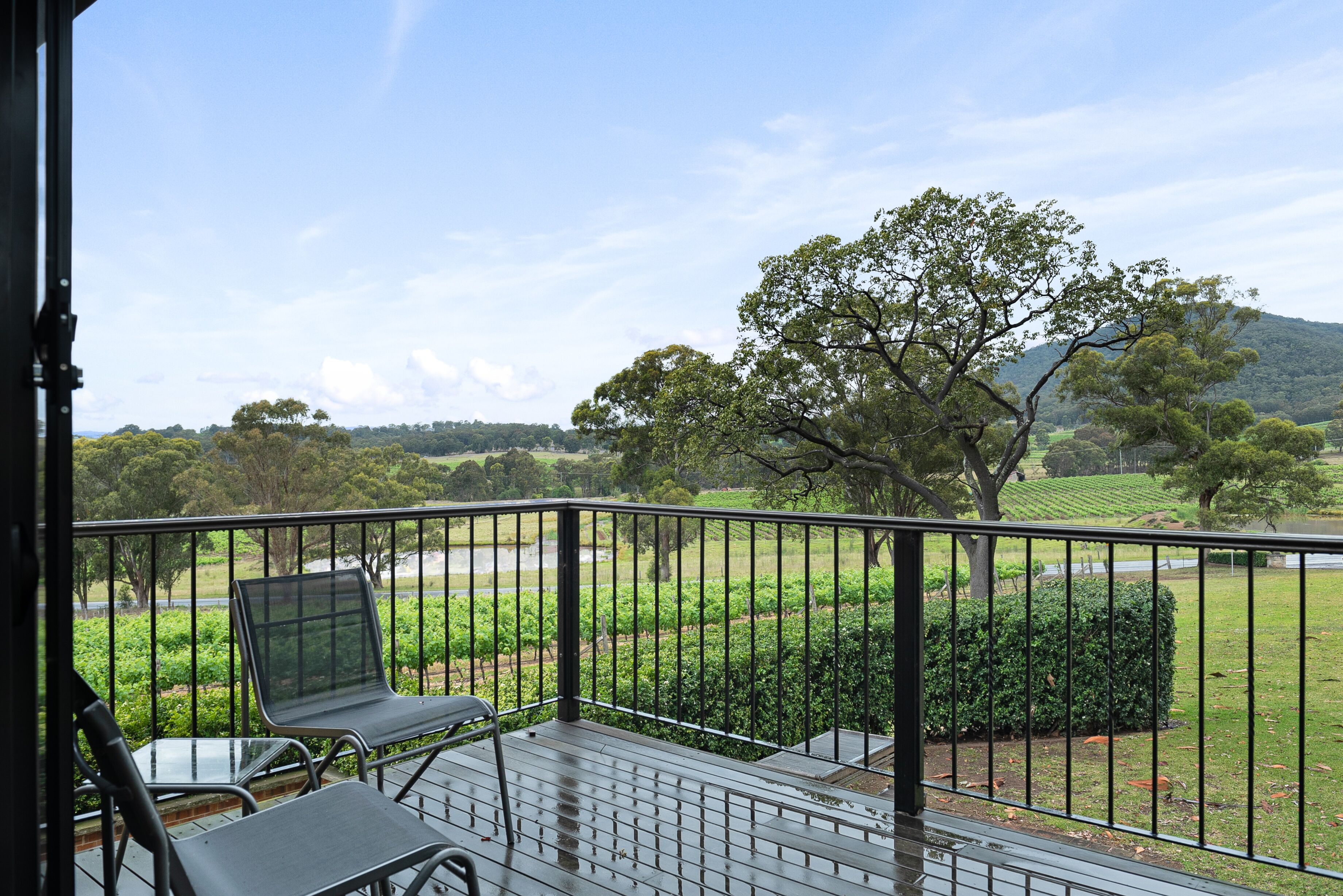 Rustic charm amongst the vines in Pokolbin — image 14