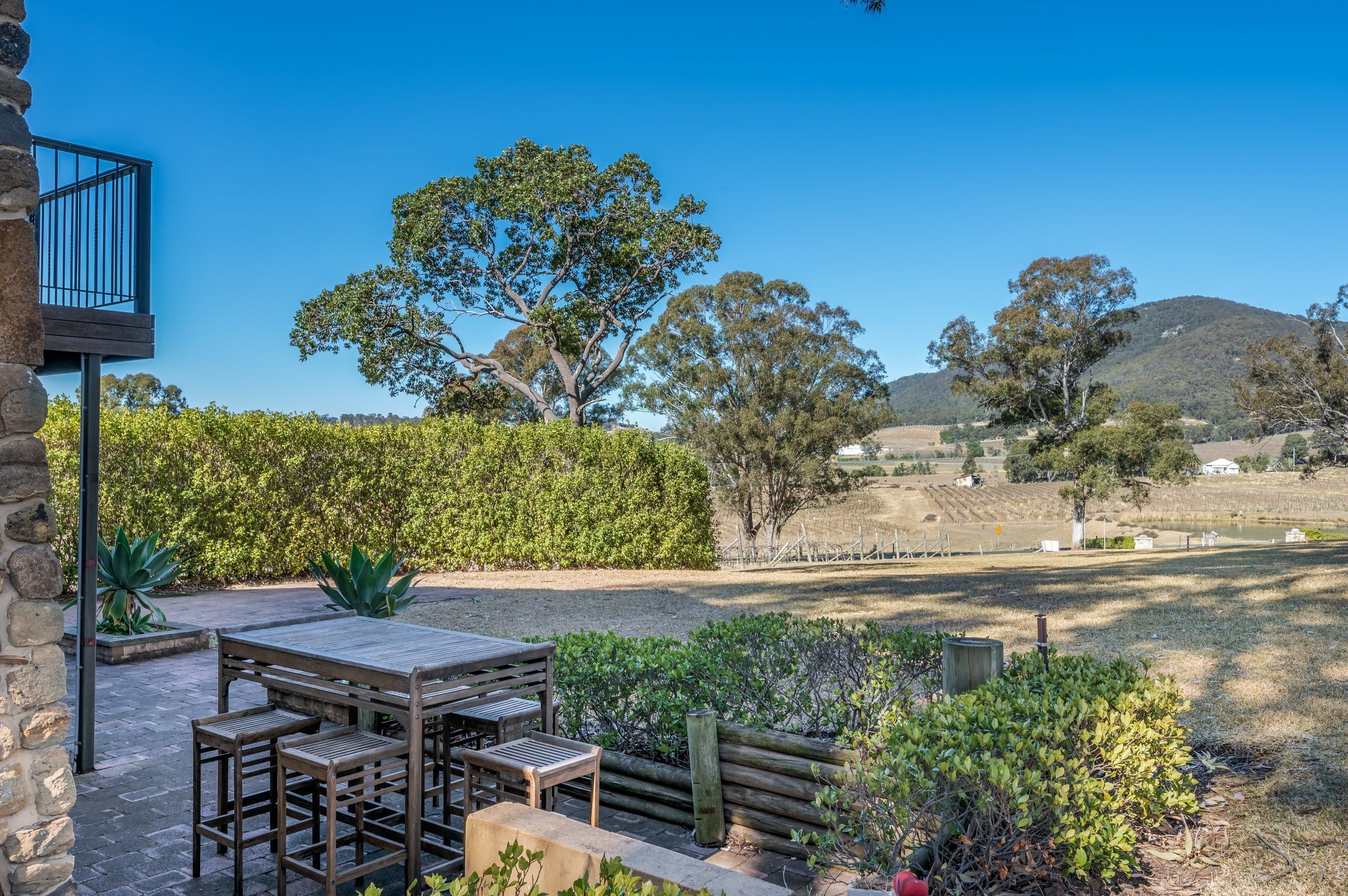 Rustic charm amongst the vines in Pokolbin — image 5