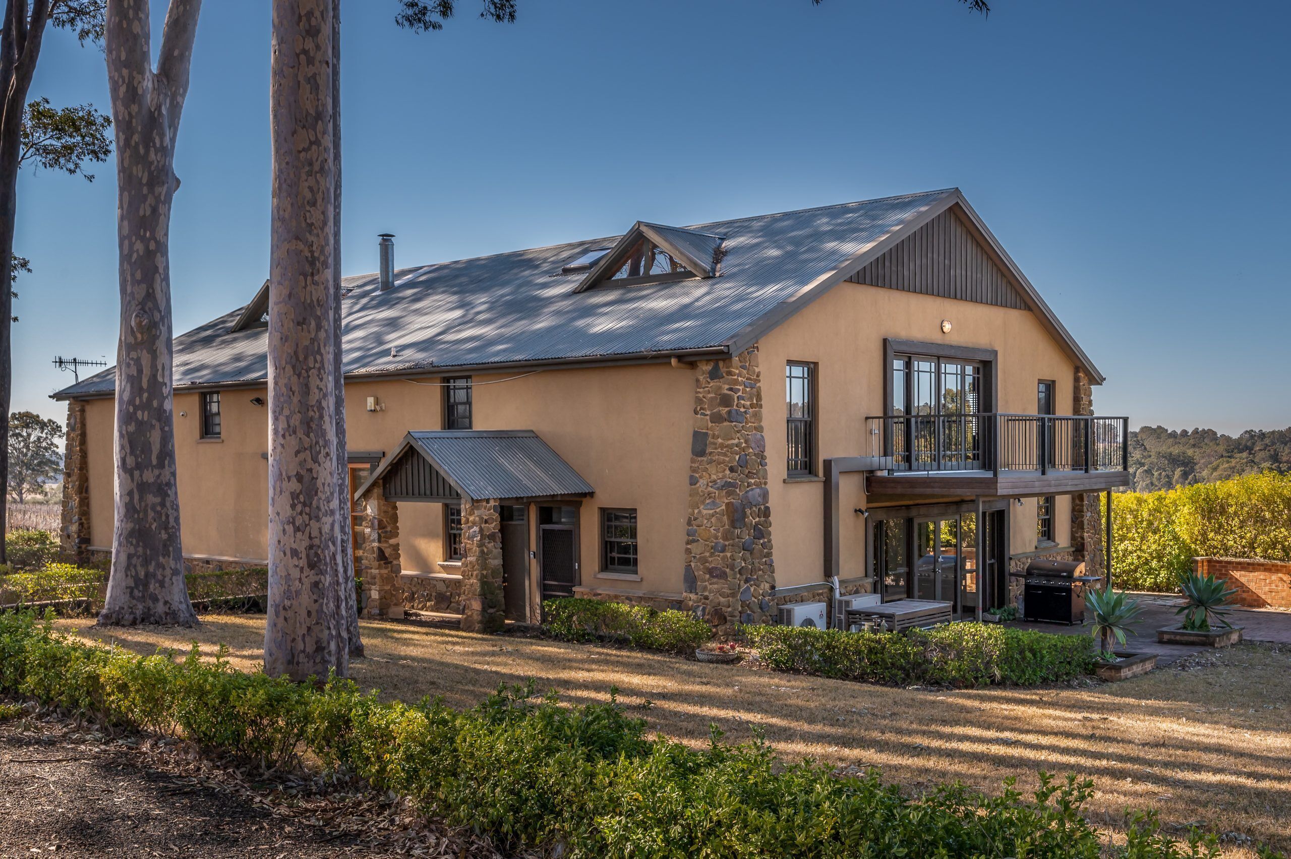 Rustic charm amongst the vines in Pokolbin — image 26