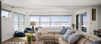 Extraordinary Beach and Oceanfront Views, Pet Friendly, Hot Tub & Fire-Pit, Luxury