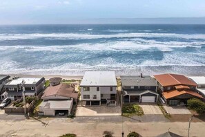 Exterior - Extraordinary Beach and Oceanfront Views, Pet Friendly, Hot Tub & Fire-Pit, Luxury (Rockaway Beach)