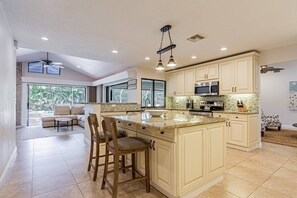 Fridge, dishwasher, coffee/tea maker
