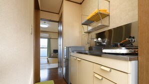 Kamar Tradisional, Boleh Merokok (Japanese Style, Compact, 2 Guests) | Wi-Fi gratis dan seprai linen