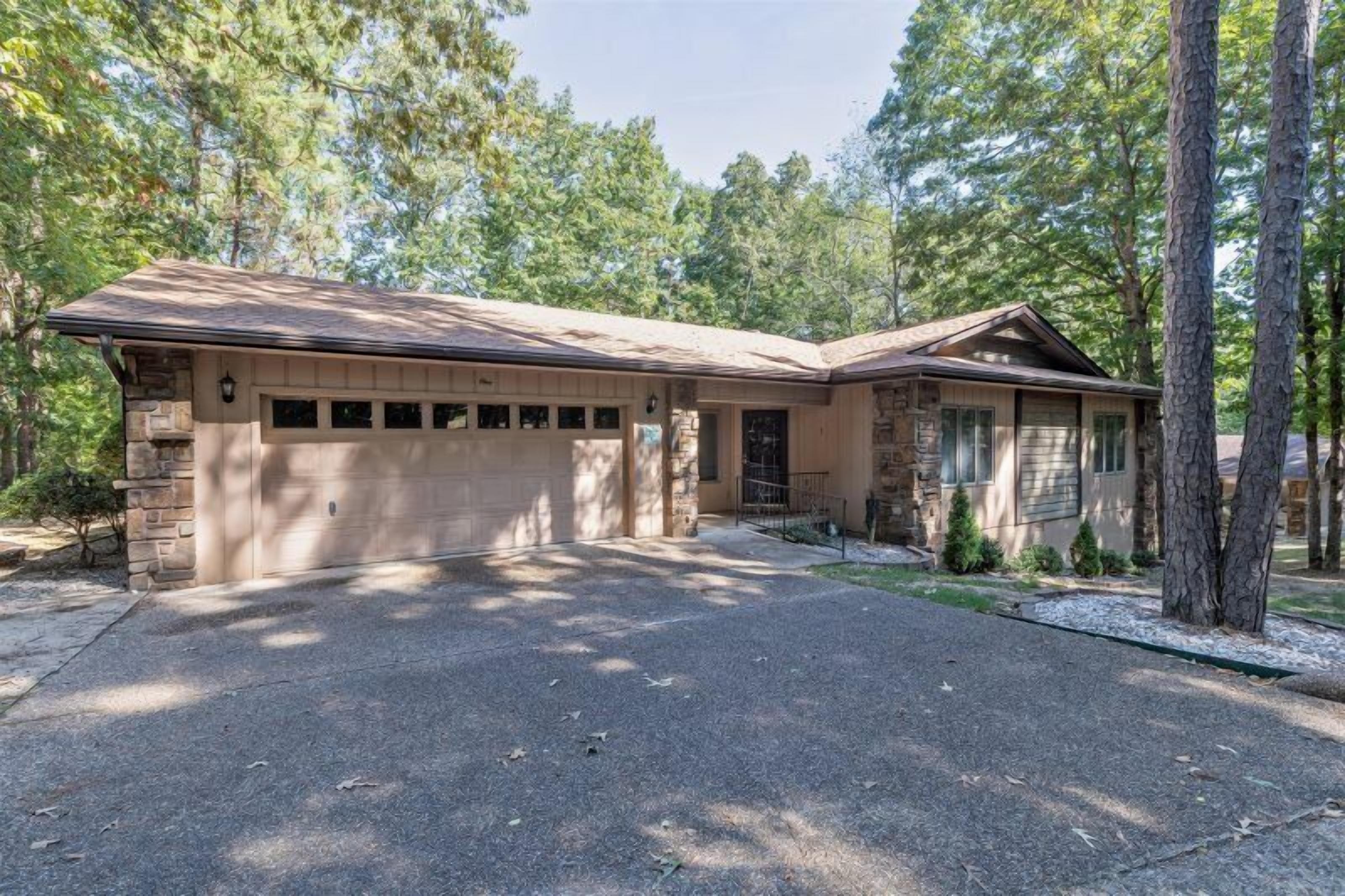 1 Burladero Lane. HDTV, WIFI. Near DeSoto Golf 3 bedrm, 2 bath, 1 level Vacation