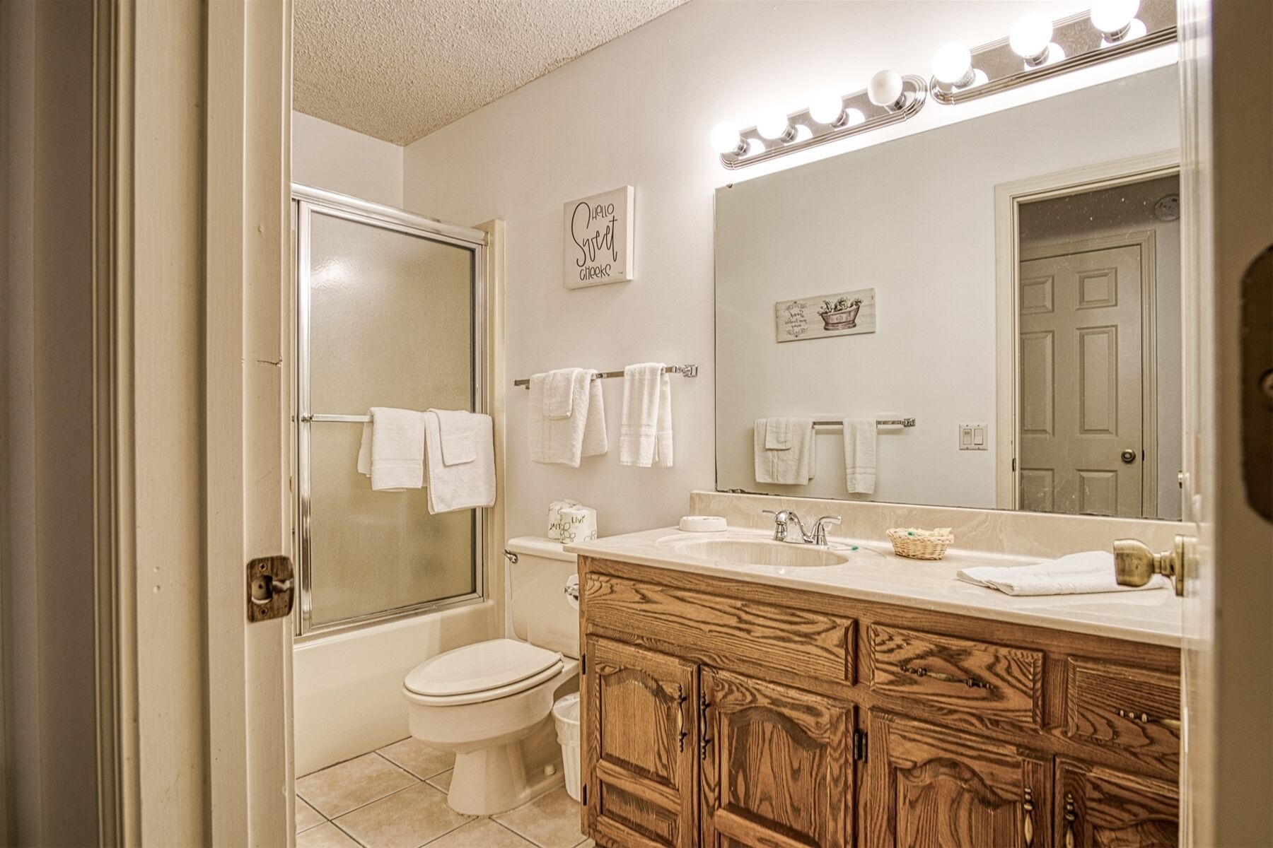 1 Burladero Lane. HDTV, WIFI. Near DeSoto Golf 3 bedrm, 2 bath, 1 level Vacation