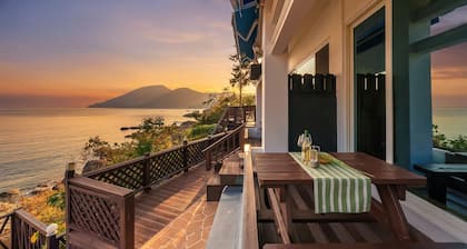 Namhae Opera House Pension