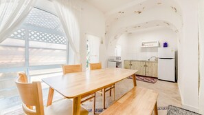 Room - Ganghwa Yasaenghwacafe Pension (Incheon)