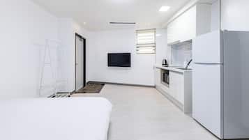 Basic Room, 1 Bedroom (201) | 1 bedroom, free WiFi