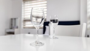 1 개의 침실, 무료 WiFi