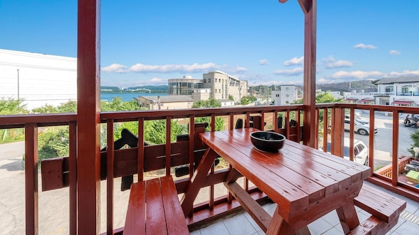 Basic Room, 1 Bedroom (byulbithosu) | 1 bedroom, free WiFi - Gangneung Five Moon Pension (Gangneung)