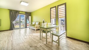 1 bedroom, free WiFi - Seogwipo Myhalftime Pension (Seogwipo)