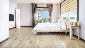 1 bedroom, free WiFi - Seogwipo Myhalftime Pension (Seogwipo)