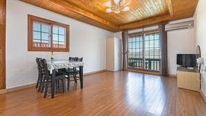 ห้องเบสิก, 1 ห้องนอน (Cassiopeia) | 1 ห้องนอน, Wi-Fi ฟรี