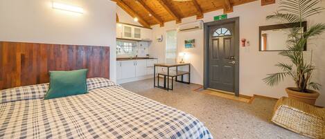 Basic Room, 1 Bedroom (202) | 1 bedroom, free WiFi