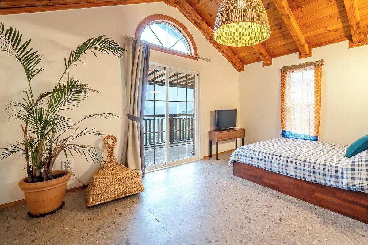 Basic Room, 1 Bedroom (202) | 1 bedroom, free WiFi