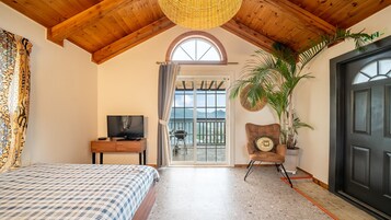 Basic Room, 1 Bedroom (201) | 1 bedroom, free WiFi