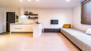 Basic Room, 1 Bedroom (202(No consecutive-night bookings)) - Busan the Pension 502 (Busan)