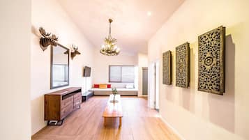 Basic Room, 2 Bedrooms (301)