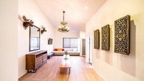 Basic Room, 2 Bedrooms (301) | 1 bilik tidur, Wi-fi percuma 