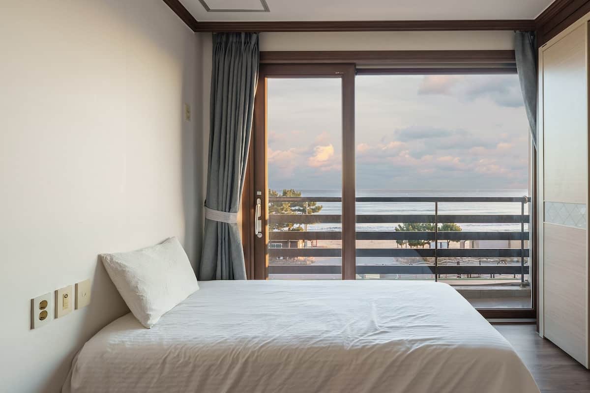 Basic Room, 2 Bedrooms (Family Suite) | 1 bedroom, WiFi (free)