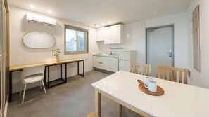 Basic Room, 2 Bedrooms (Jasmine) | 1 bedroom, WiFi (free)