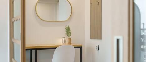 Basic Room, 1 Bedroom (Daisy) | 1 bedroom, free WiFi