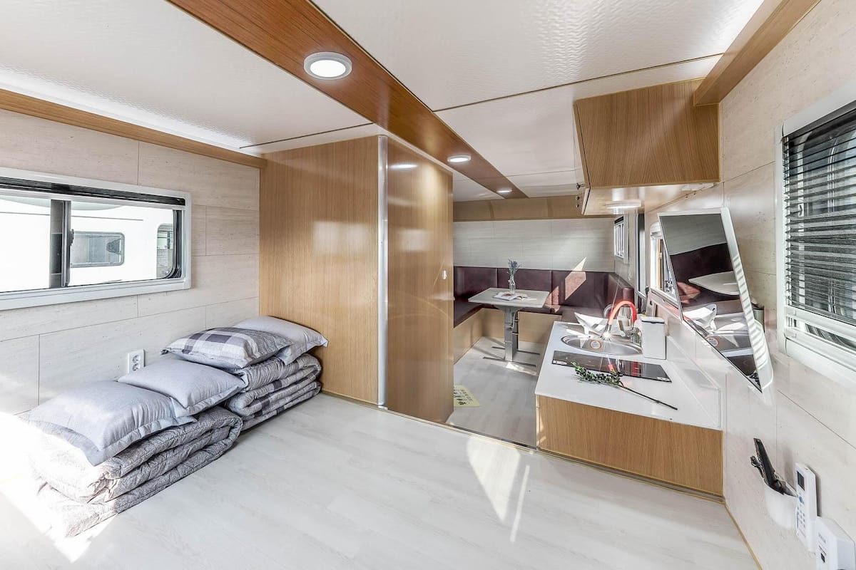 Basic Room, 1 Bedroom (Caravan1) | Free WiFi