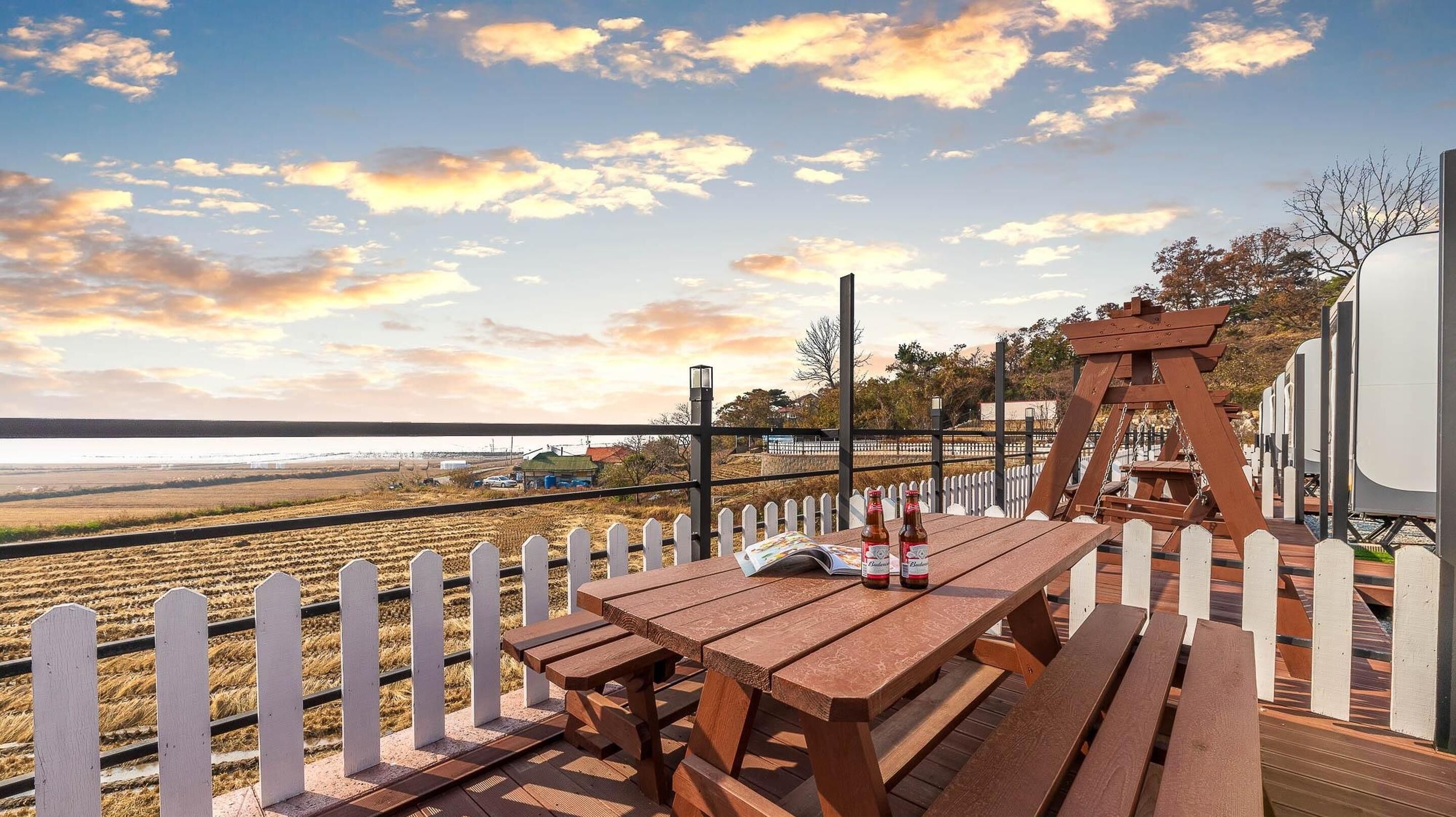 Basic Room, 1 Bedroom (Caravan2) | Free WiFi