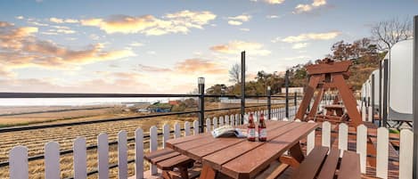 Basic Room, 1 Bedroom (Caravan2) | Free WiFi