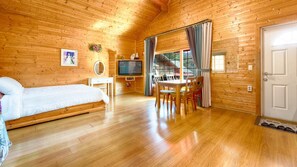 Basic Room, 1 Bedroom (H4) | 1 bedroom, free WiFi