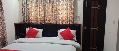 华丽双人房 | 免费 WiFi、床单