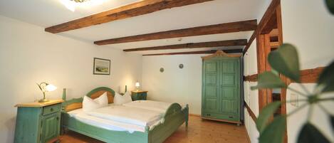 1 Schlafzimmer, Schreibtisch, WLAN, BettwÀsche