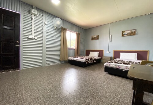 Hotel O Kampung Stay Kilimu