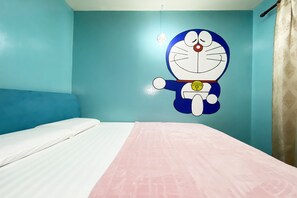 Double Room, Shared Bathroom | Desk, free WiFi, bed sheets