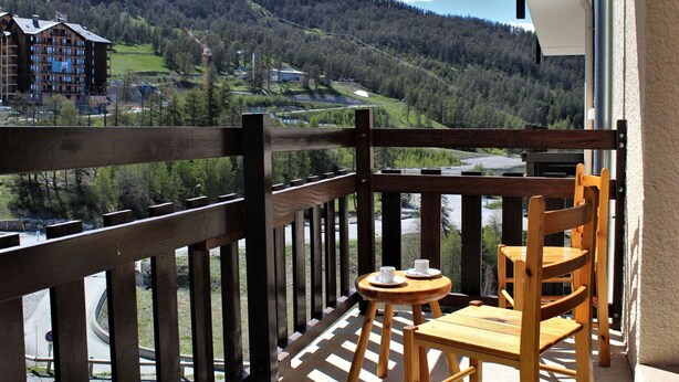 Unclassified image, 1 of 20, button - 3-Room Apartment for 6, Near Shops & Slopes, Balcony with SW Exposure in Risoul 1850 (Risoul)