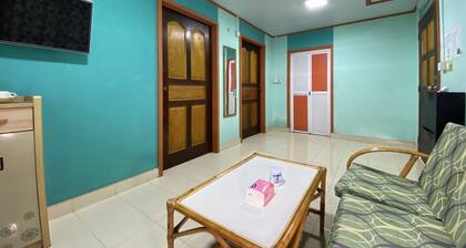 OYO 90286 Yuna Bamboo Rest & Stay