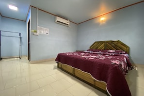 ห้องดับเบิล, ห้องน้ำส่วนตัว | โต๊ะทำงาน, Wi-Fi ฟรี, ผ้าปูที่นอน